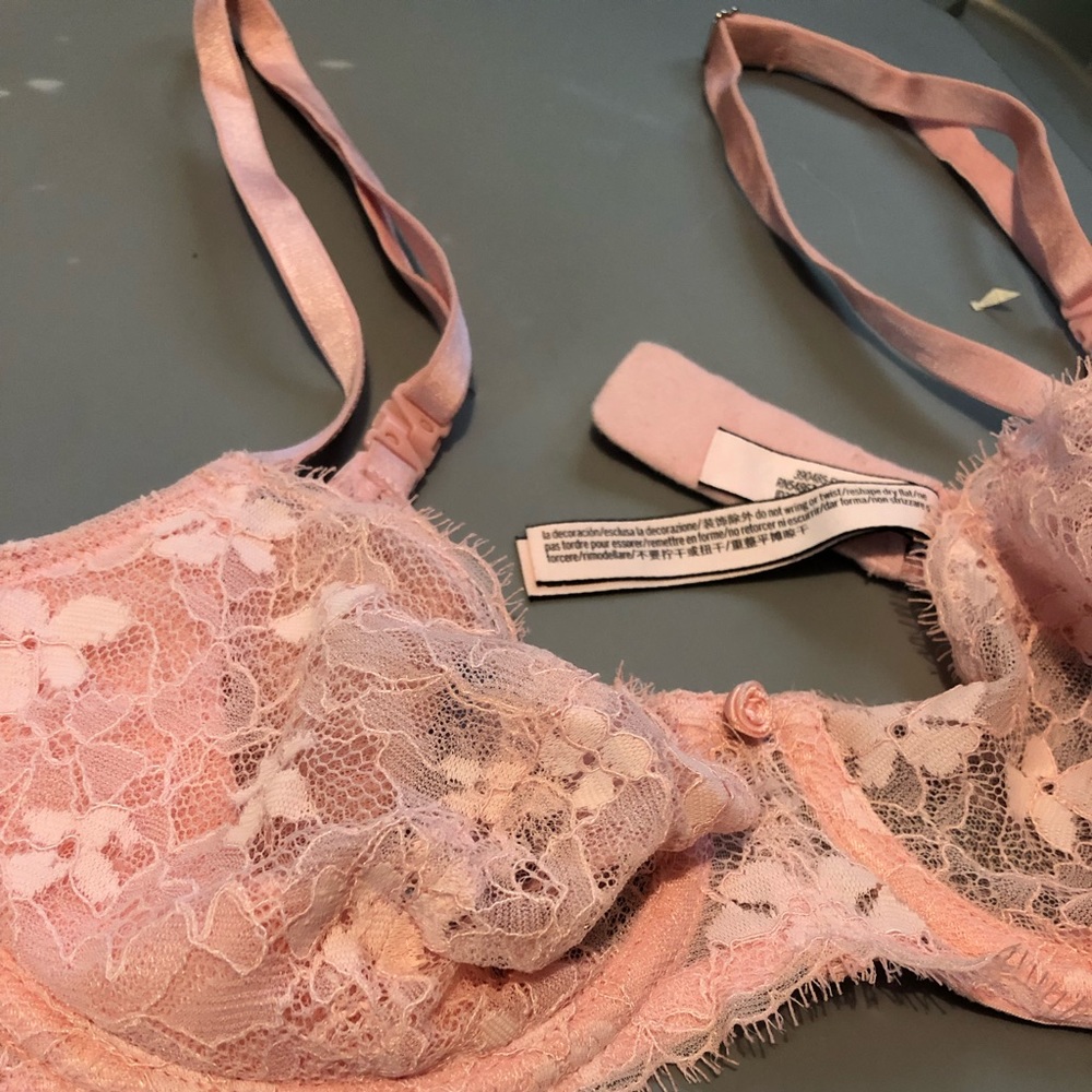 Victoria secrets dream angel bra